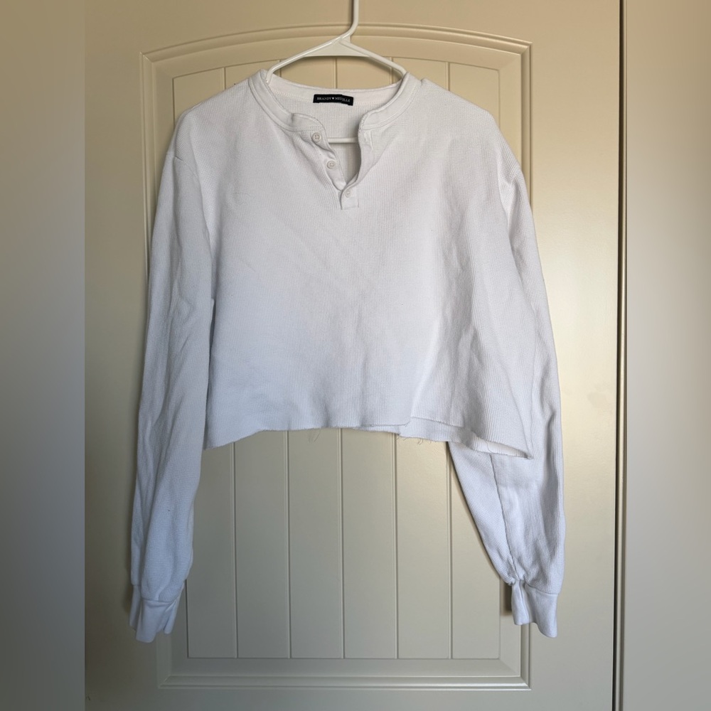 Brandy Melville White Long Sleeve Crop Top Henley